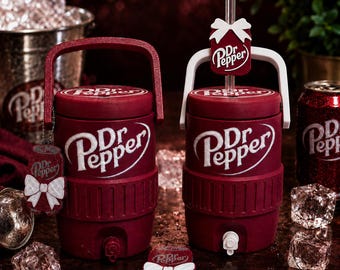 Porta-latas/jarra térmica Dr Pepper mini impressa em 3D | Decoração de mesa para amantes de refrigerante