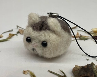 Customisable felt hamster