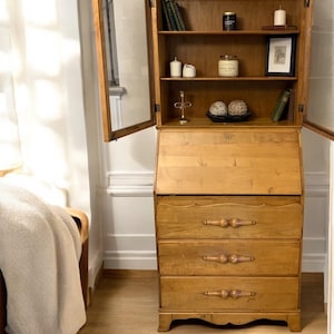 Vintage Solid Wood Hutch Cabinet