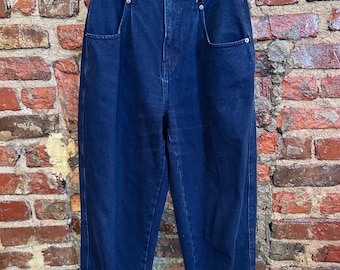 Vintage 90’s dark wash high waisted jeans