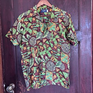 Vintage aloha Hawaiian tropical pattern shirt