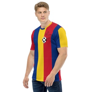 Romania flag crew neck unisex T-shirt, Romanian fotbal football soccer, cadou romanesc, steagul româniei, gift for Romanian, tricou steag