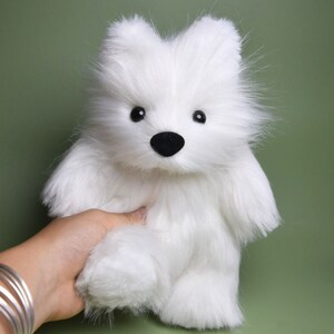 Realistic Samoyed Plush Toy, Handmade Stuffed Dog Doll,Posable Collectible Doll Fun for All Ages,Cuddly Companion,Emotional Support,Birthday