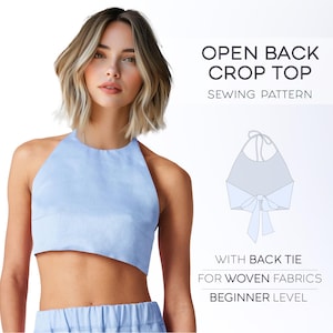 以下が含まれることがあります： 水色のオープンバッククロップトップ、ホルターネック付き。画像には「OPEN BACK CROP TOP SEWING PATTERN」というテキストとトップの図が含まれています。テキストには「WITH BACK TIE FOR WOVEN FABRICS BEGINNER LEVEL」とも書かれています。