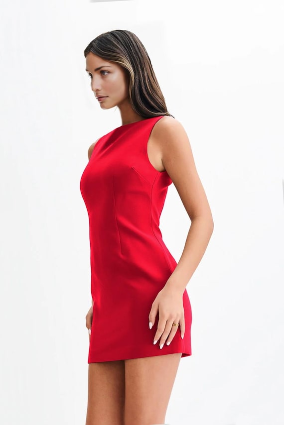 green emerald velvet dress Halter Neck Bodycon Jersey Mini Dress #deltadiydress PDF Sewing Patter   isa in stitches