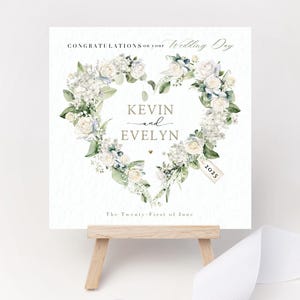 Tarjeta de boda personalizada Tarjeta de boda para recién casados Nombres de pareja Recién casados Sr. y Sra. Aliento de bebé Vegetación Rosas blancas Corona de hortensias
