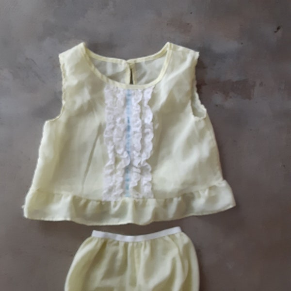 Vintage 70s Set Toddler 12-24 months Pale Yellow Bloomer and Top Play Suit