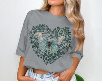 Cottagecore Butterfly Heart Botanical T-Shirt, Vintage Floral Sweatshirt, Aesthetic Nature Lover Gift for Her, Whimsical Spring Graphic Top
