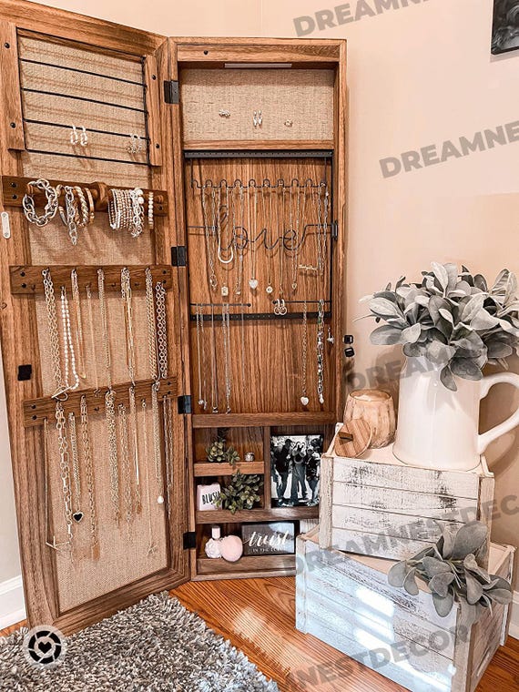 Large jewelry mirror discount