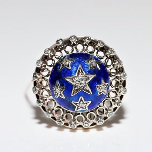 Antique  Circa 1900s 14k Gold Top Silver Natural Rose Cut Diamond And Enamel Decorated Brooch
