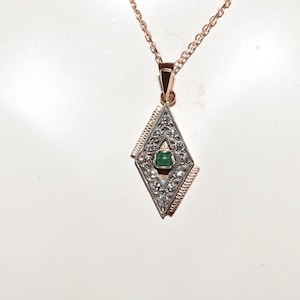 Vintage Circa 1970s 14k Gold Natural Diamond And Emerald Pendant Necklace