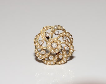 Antique Circa 1900s 18k Gold Natural Old Cut Diamond Pearl Decorated Brooch