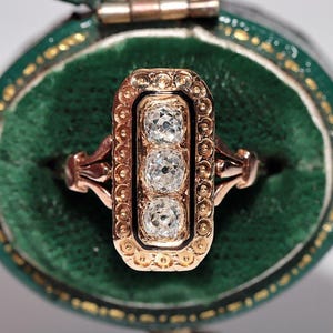 Antique Circa 1900s 18k Gold Natural Old Cut Diamond Decorated Enamel Ring