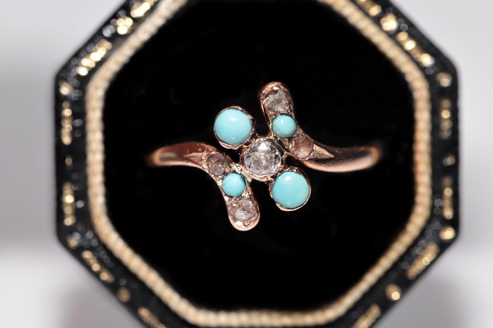 Antique Circa 1900s 18k Gold Handcrafted Natural Diamond and 
