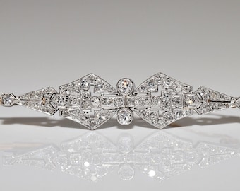 Antique Circa 1920s Original Art Deco 18k Gold Natural Diamond Decorated Brooch