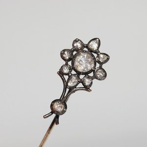 Antique Circa 1900s 14k Gold Top Silver Natural Rose Cut Diamond Brooch