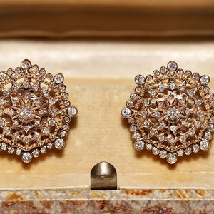Vintage Circa 1990s 18k Gold Natural Diamond Decorated Cocktail Earring