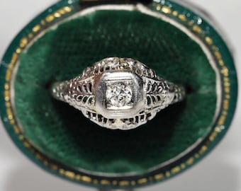 Antique Circa 1920 Art Deco 18k Gold Natural Diamond Decorated Solitaire Ring