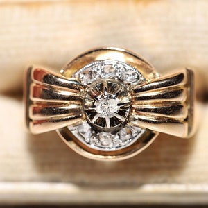 Antique Circa 1900s 18k Gold Natural Diamond Decorated Tank Ring
