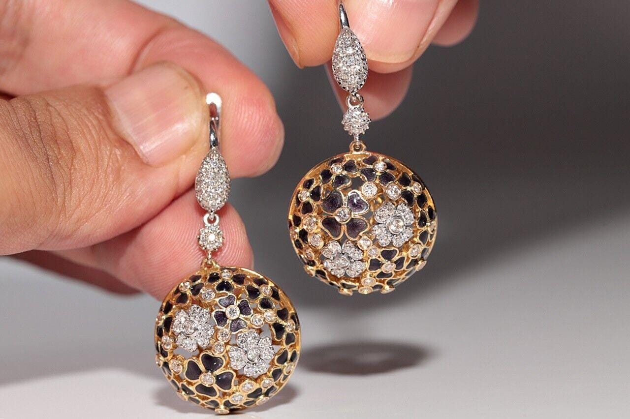 Vintage 18k Gold Natural Diamond And Enamel Decorated Flowers Style Earring