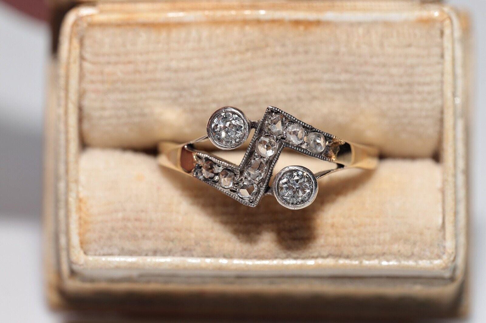 Vintage Circa 1980s 18k Gold Top Silver Natural Diamond Decorated Ring
