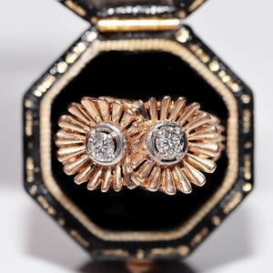 Antique Circa 1900s Handcrafted 18k Gold Natural Diamond Decorated Ring