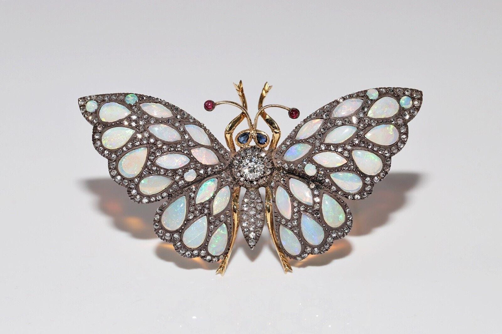 Vintage 18k Gold Top Silver Natural Diamond and Opal