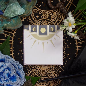 Witchy Tarot Karte Haftnotizen - Okkult inspirierter Minimalist Notizblock - Mystische Sonne und Mond Fantasy Briefpapier - Fantasy Notizblock