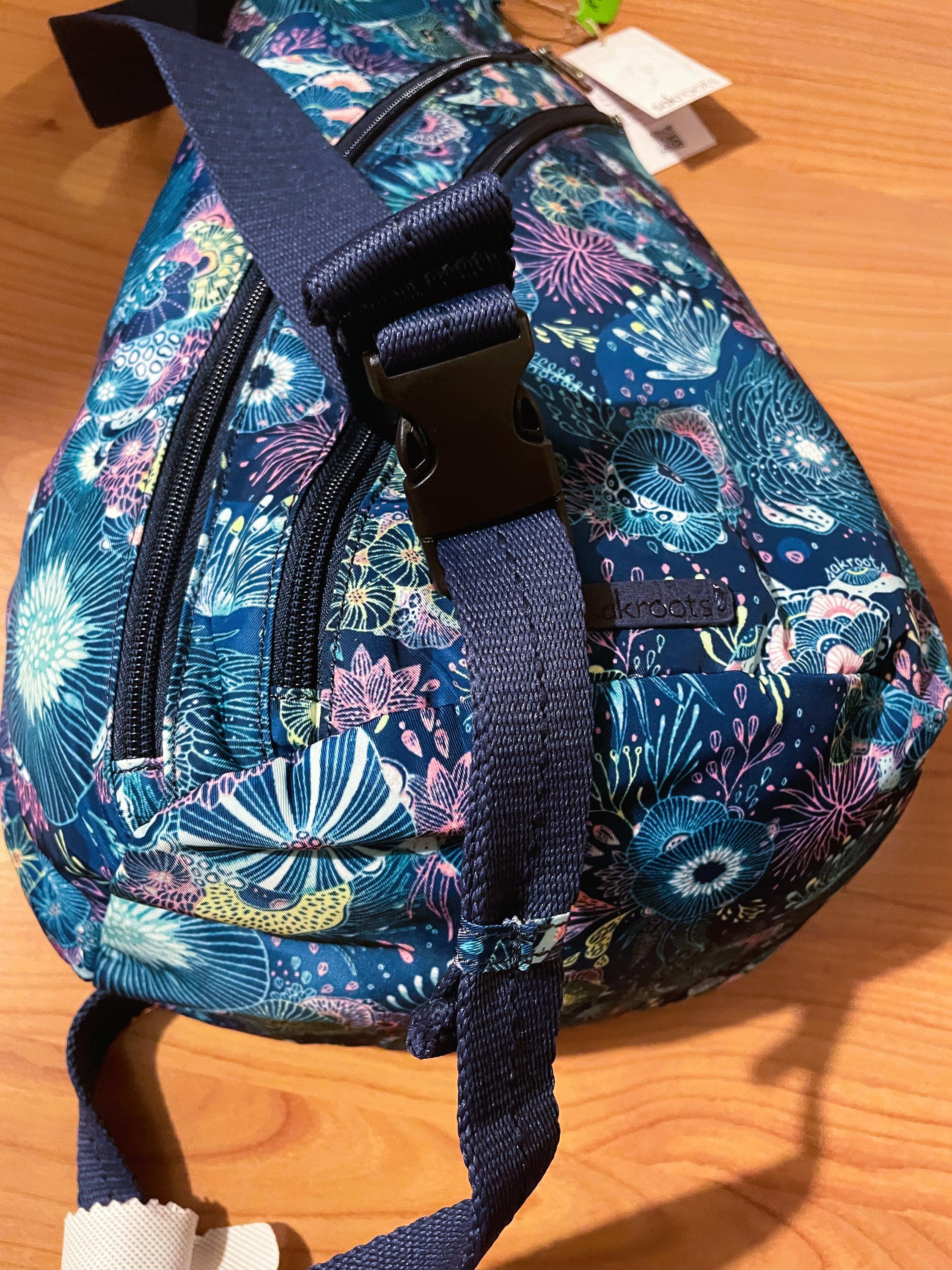 Rare Striking SAKROOTS Royal Blue Seascape Sea Turtles on the Go Sling. Eco Environmentally Friendly Recycled Plastic Travel Bag Women. Etsy