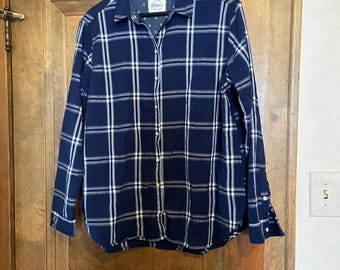 2 Plaid Flannel Tops, L & XL (fits like large); JACHS GIRLFRIEND Limited Anniversary Edition / Croft and Barrow Women's Button Down