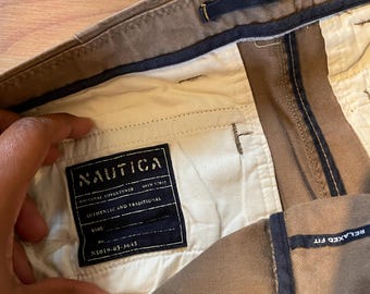 Nautica Clipper Shorts 33" Wide Relaxed Fit / Vintage Cotton Khaki Cargo Short, Men's 33 W Y2K 2000s 00s