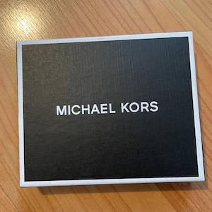Cartera delgada de cuero genuino Andy de Michael Kors para hombre, color negro. ¡NUEVA! Moda y accesorios vintage modernos. Viajes para hombres. Regalos para papá