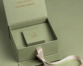 100 x Luxury Jewellery Packaging. Personalised custom logo jewellery box packaging