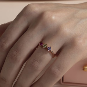 Mother&#39;s Day Gifts, Princess Shaped Birthstone Ring, Personalized Birthstone Ring For Mothers, Custom Made Family Ring, Gift For Grandmother