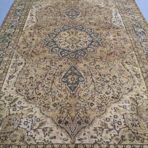 Alfombra beige de 1,93 m x 2,93 m, hecha a mano, de lana pura con diseño de cachemira. Hogar y vida. Alfombra única. Color neutro. Diseño Serapi. imagen 3
