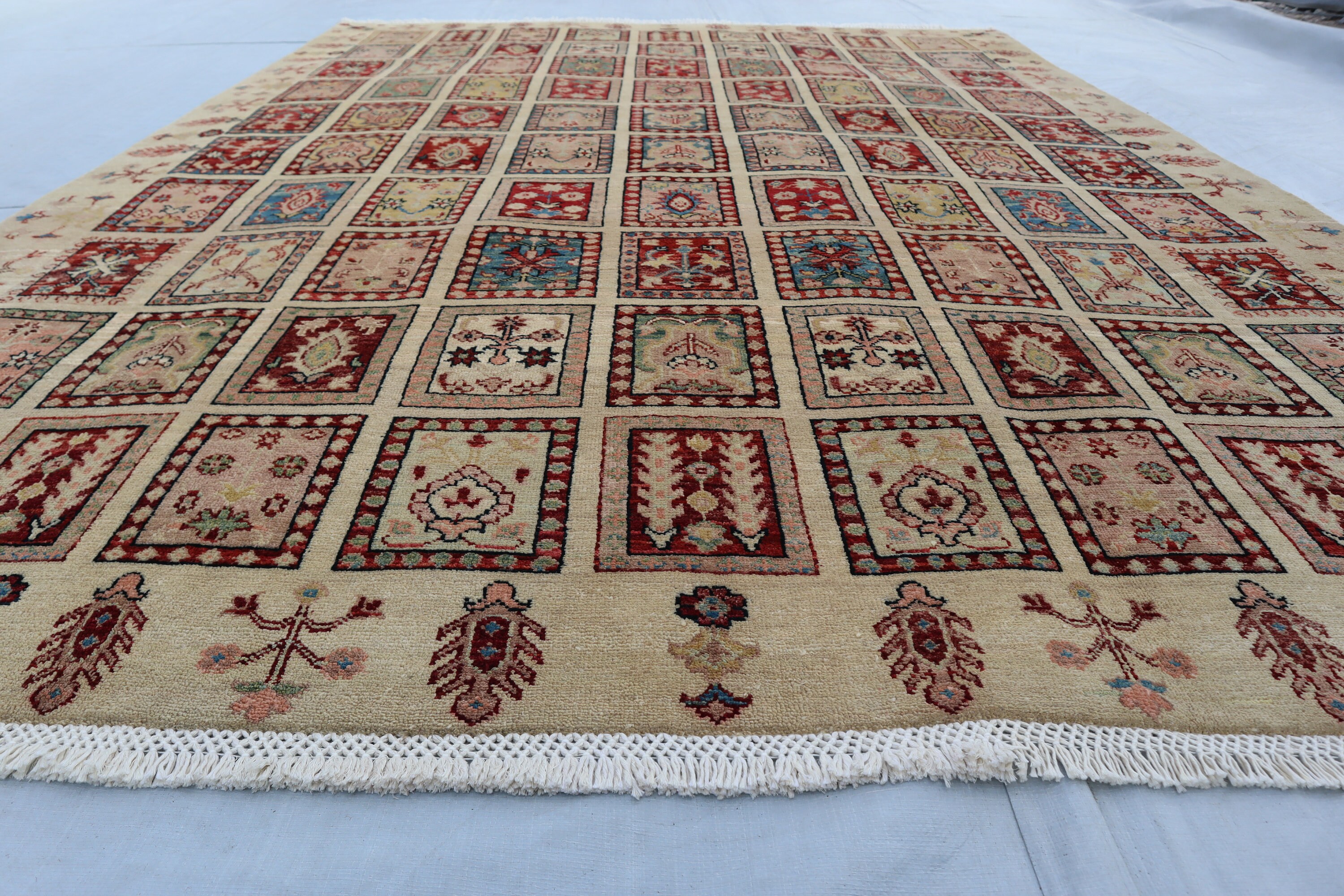 6x8 Ft Beige Afghan Bakhtiary Design Rug Vegi Dyes Hand Knotted Plush ...