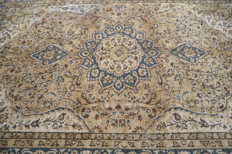Alfombra beige de 1,93 m x 2,93 m, hecha a mano, de lana pura con diseño de cachemira. Hogar y vida. Alfombra única. Color neutro. Diseño Serapi. imagen 12