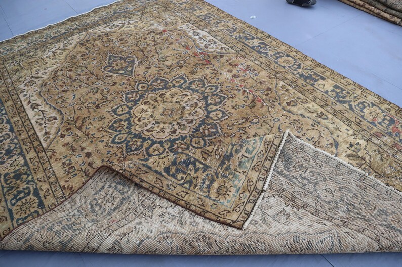 Alfombra beige de 1,93 m x 2,93 m, hecha a mano, de lana pura con diseño de cachemira. Hogar y vida. Alfombra única. Color neutro. Diseño Serapi. imagen 15