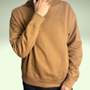 100% Organic Cotton Sweatshirt For Men – Sustainable, Eco-Friendly.