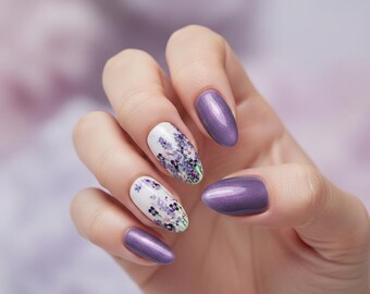 Floral Press‑ons With Soft Lavender and Lilac Tones, Hand‑painted
