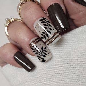Press-On Fall Nails Set, 10 Custom Reusable Fake Nails, Chrome Nails, Multi-Colored Autumn Nail Art