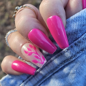 Pink Flower Nails, Medium Coffin, 10-Piece Set, Floral Design, Easy Application, Reusable Manicure