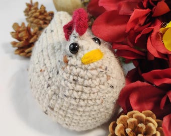 Oatmeal Crochet Chicken Plush, Handmade Neutral Amigurumi Farm Decor, Rustic