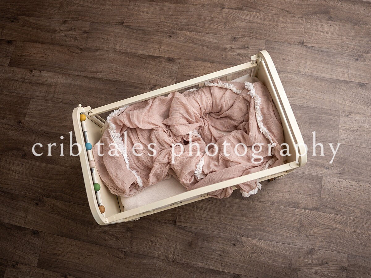 Vintage Crib Newborn Digital Backdrop, Baby Girl, Newborn, Baby ...