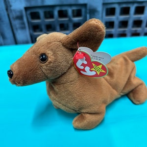 Rare weenie beanie baby