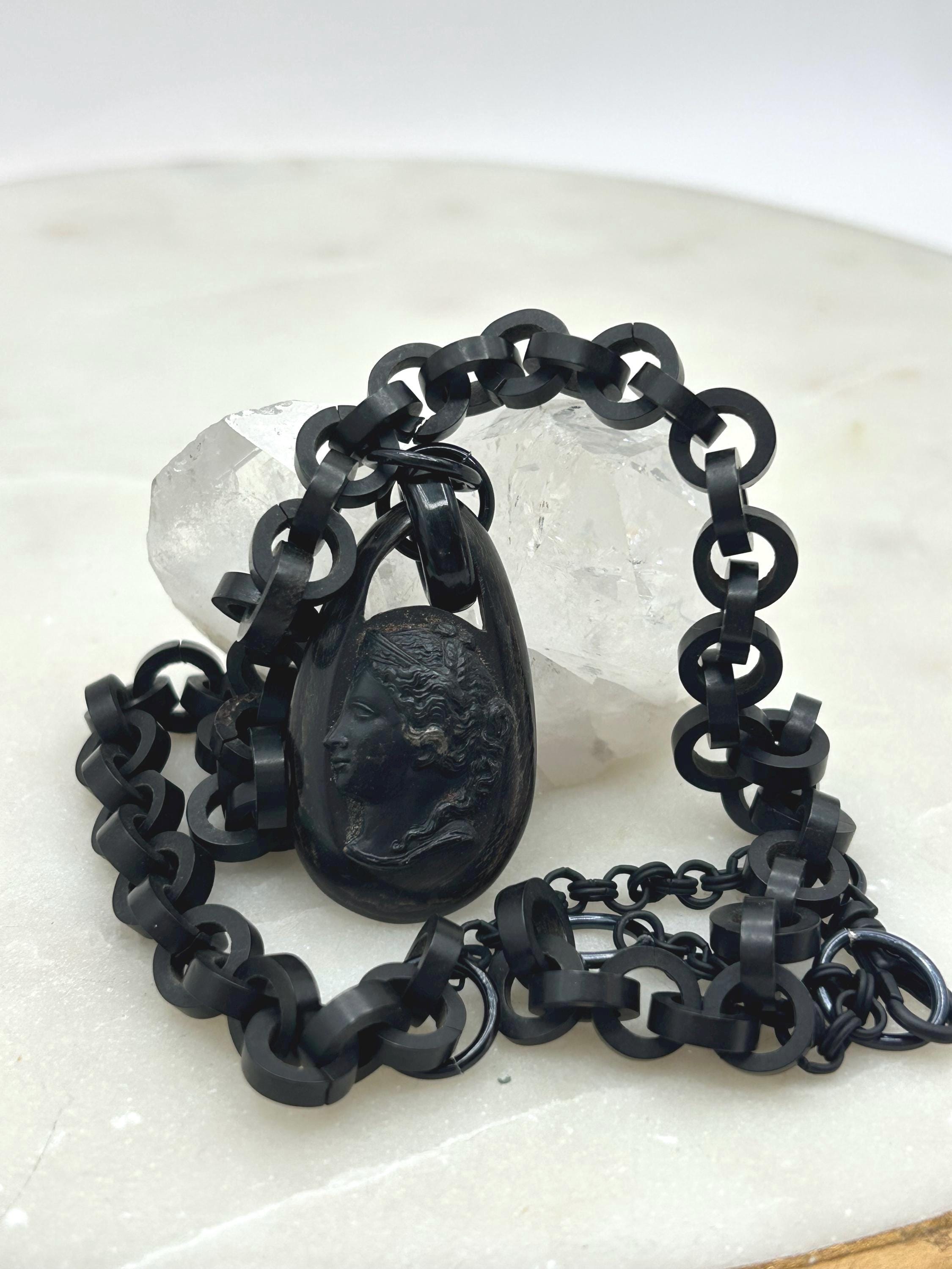 Antique victorian jet mourning jewelry - Etsy 日本