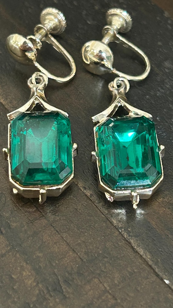Vintage Emerald Green foil back rectangular caboc… - image 1