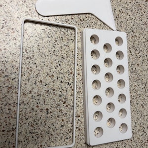 Vassoio di riempimento per tubi di carta Bennysbalms da 0,25 oz per balsami per le labbra