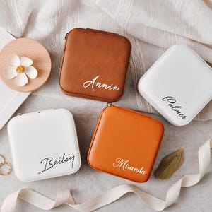 Joyero portátil personalizado, compacto y moderno, regalos para ella, regalos de boda personalizados, joyero de cuero para regalo de damas de honor
