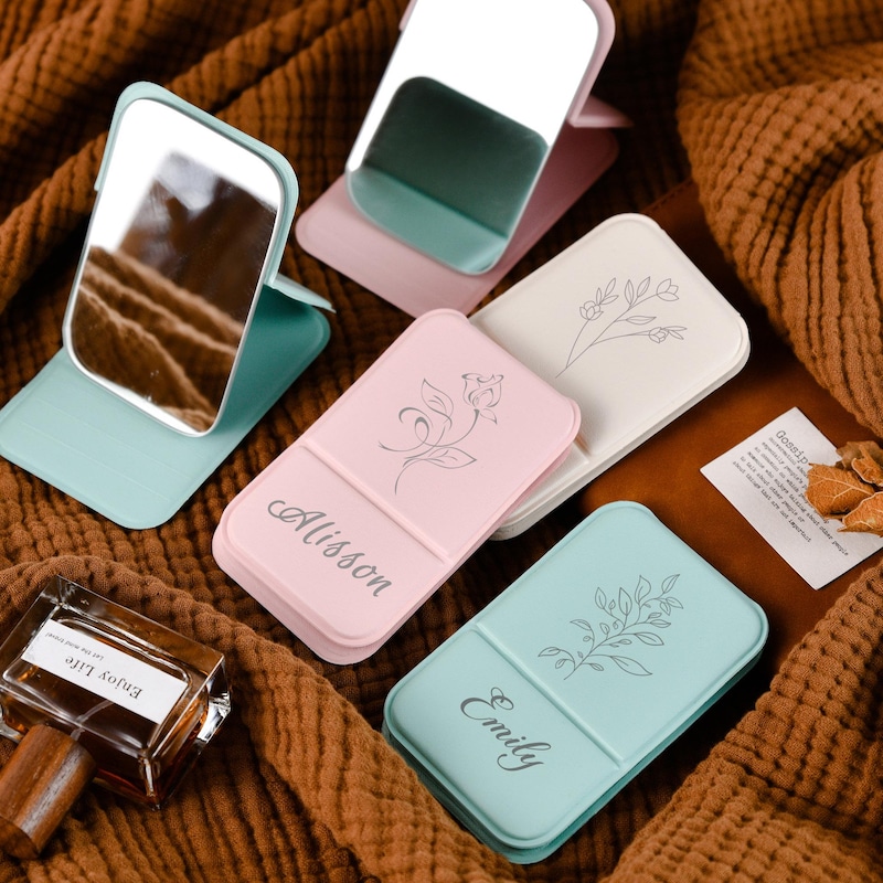 Personalized square makeup mirror, pocket mirror with custom name and logo, bridesmaid gift, folding makeup mirror, travel makeup mirror